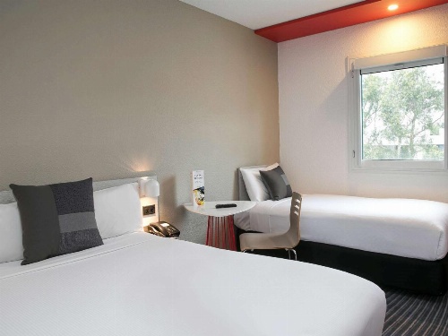Ibis Sydney Airport Hotel image 8